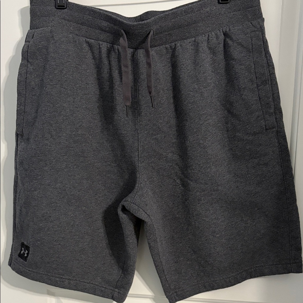 Under Armour Men’s Dark Charcoal Athletic Drawstring Shorts X-Large